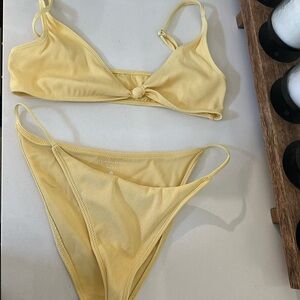 LA hearts yellow bikini